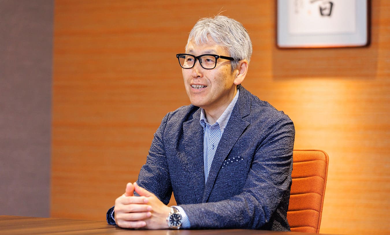 インタビュー中の写真2